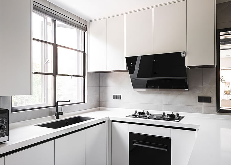 L shaped kitchen with smart storage cabinets and drawers